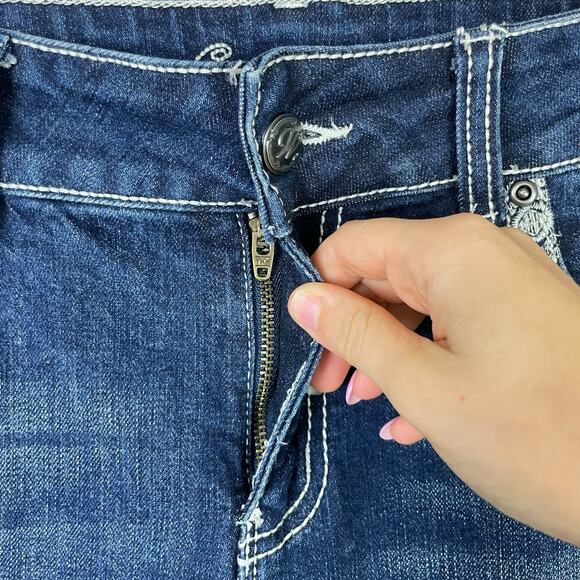 Wired Heart Embellished Embroidered Stitching Dark Wash Bootcut Denim Jeans - Picture 6 of 8